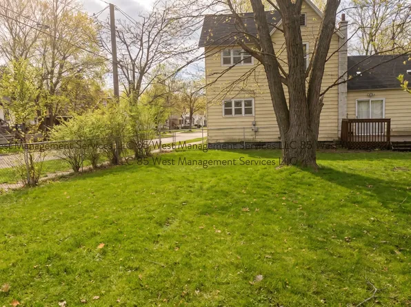 1022 3rd St NW, Grand Rapids, MI 49504