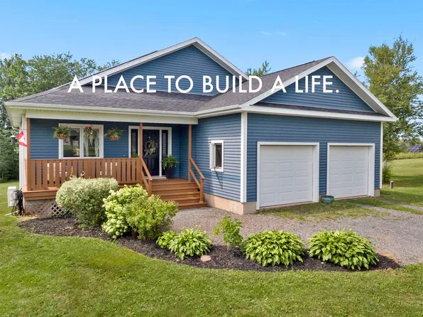 305 Robertson Rd, Bedford Parish, PE C1B 3T2