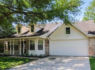 10611 Trading Post Dr, Houston, TX 77064