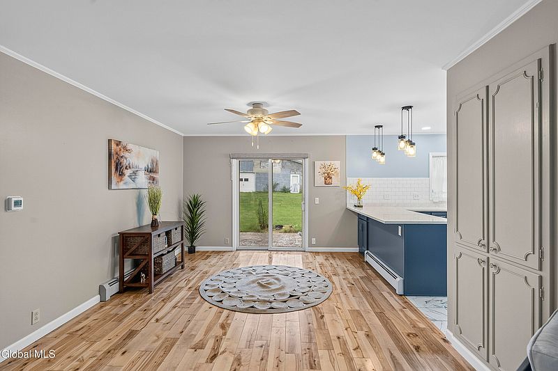 5th image of 181 Maple Avenue