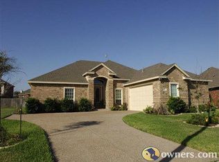 327 Inverness Dr, Portland, TX 78374