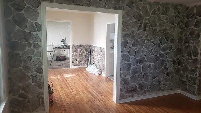 3 Bedroom Single Family Home — Photo 2