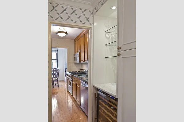 Sold by Stribling | media 14