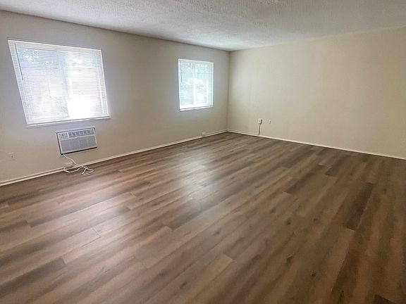 3rd image of 20580 Lorain Rd #11