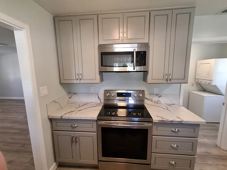 6022 Sandlin Way — Photo 8