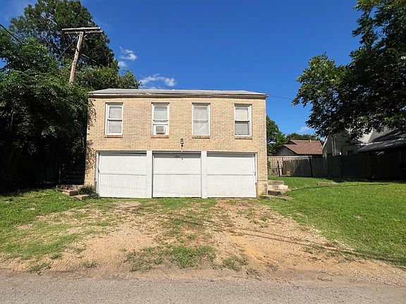3rd image of 2801 Primrose Ave #B