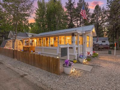 5 D St, Cascade, ID, 83611