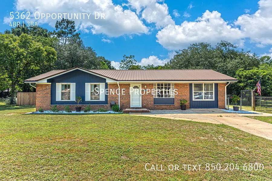 4 bed, 1742 sqft, $1,825 — Photo 1