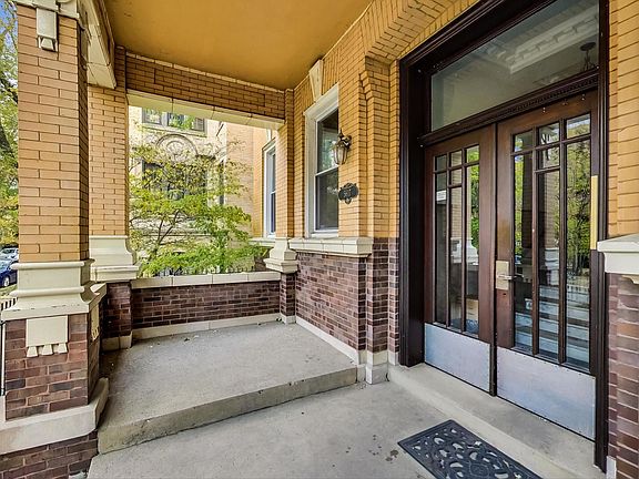 4th image of 5617 N Wayne Ave #1