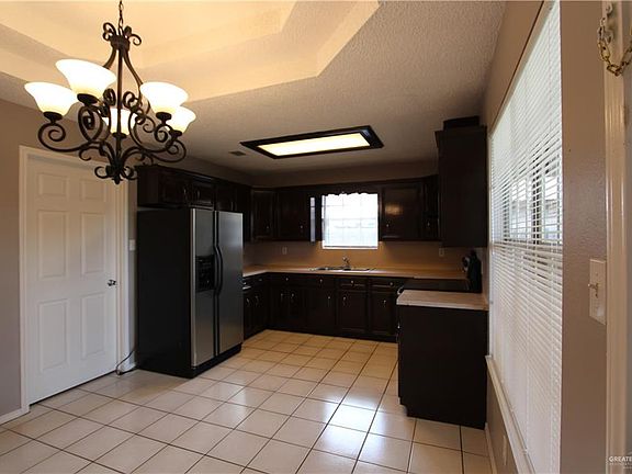 4th image of 3416 Minnie Ln