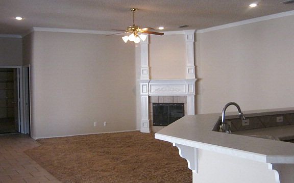 3rd image of 14 Emerald Gardens Dr