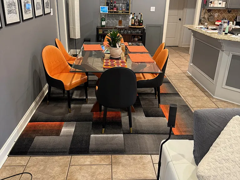Dining and bar