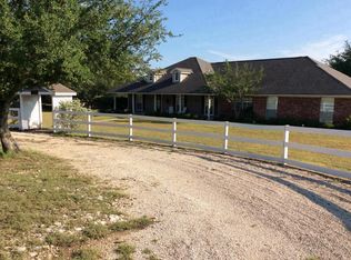 211 Rolling Hills Rd, Liberty Hill, TX 78642