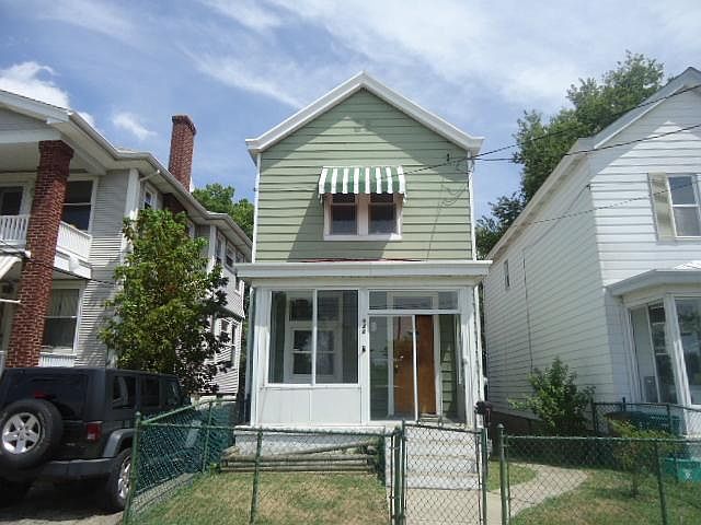 1st image of 944 Mansion Ave