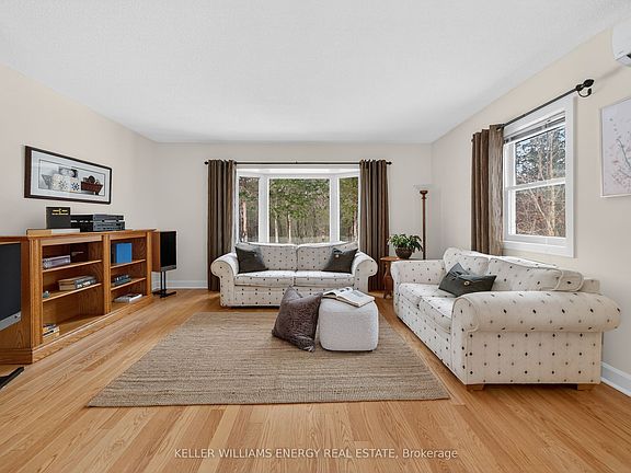 5th image of 108 Dutch Rd