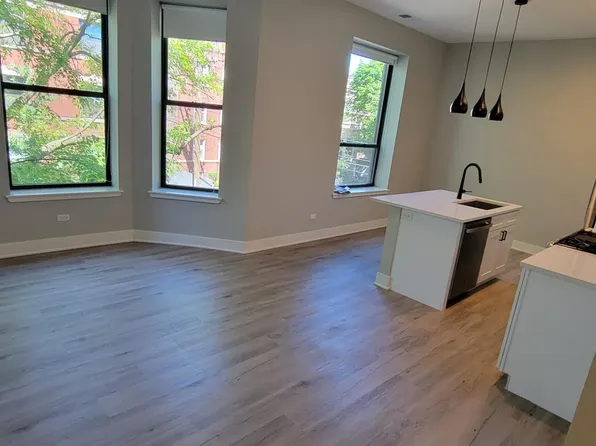 3611 N Greenview Ave APT 2, Chicago, IL 60613