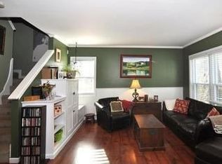 71 Clinton St #71C, Newport, RI 02840