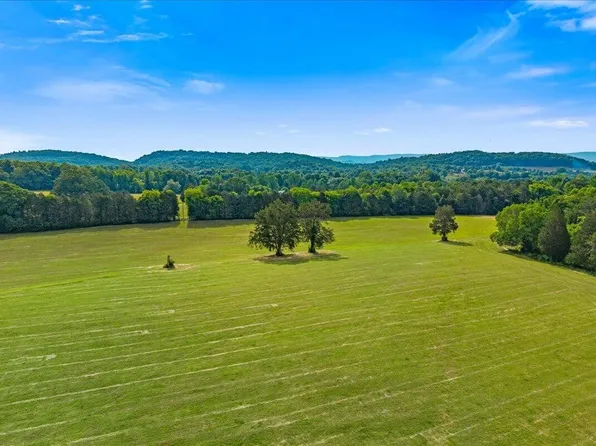 21 County Road 675, Riceville, TN 37370