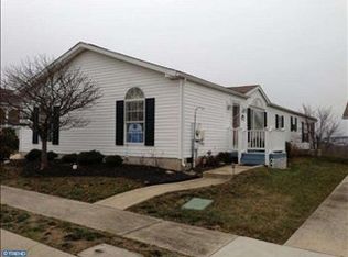 1067 Scenic View Dr, Schwenksville, PA 19473