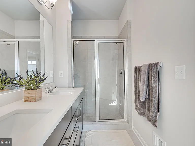 9536 Barnes Loop — Photo 21
