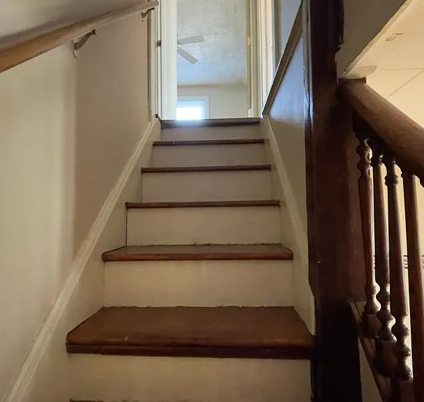 101 High School Ave — Photo 9