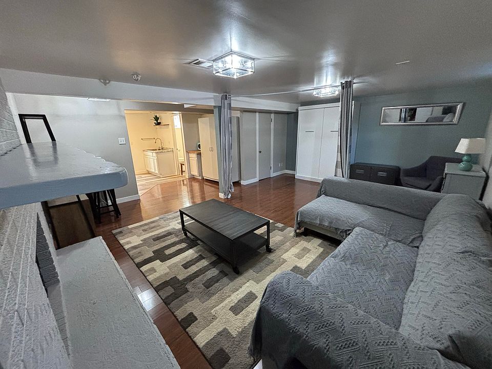 1st image of 2631 S Zurich Ct