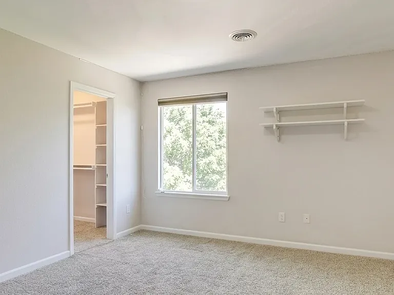 1395 E 100th Ln — Photo 95