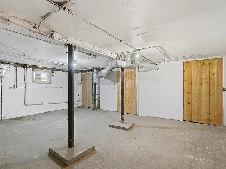 3311 N Kostner Ave #1 — Photo 14
