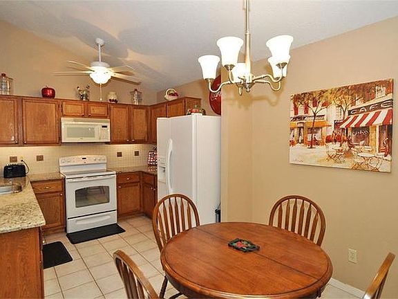 3rd image of 3339 Valley Gardens Dr