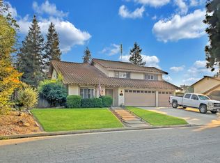 15063 Oak Ranch Dr, Visalia, CA 93292