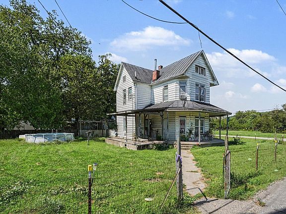 2nd image of 3587 Wayne St