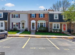 4867 Nash Dr, Fairfax, VA 22032