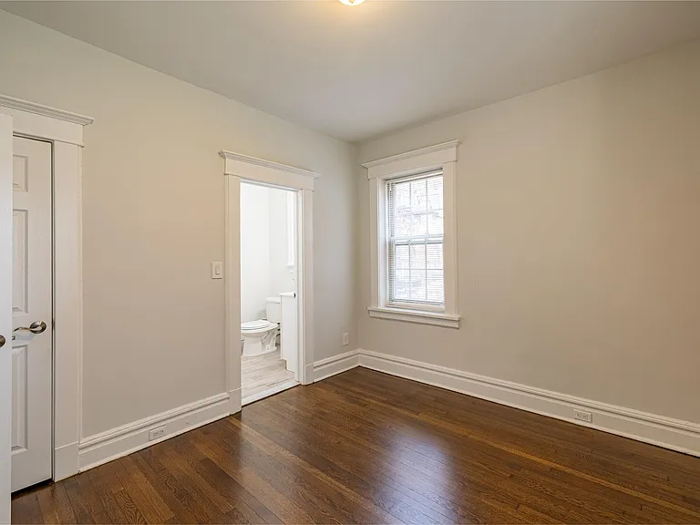 128 Broad Street Apartments — Photo 24