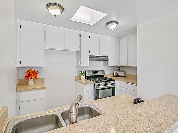 5th image of 3633 S Bear St Unit H