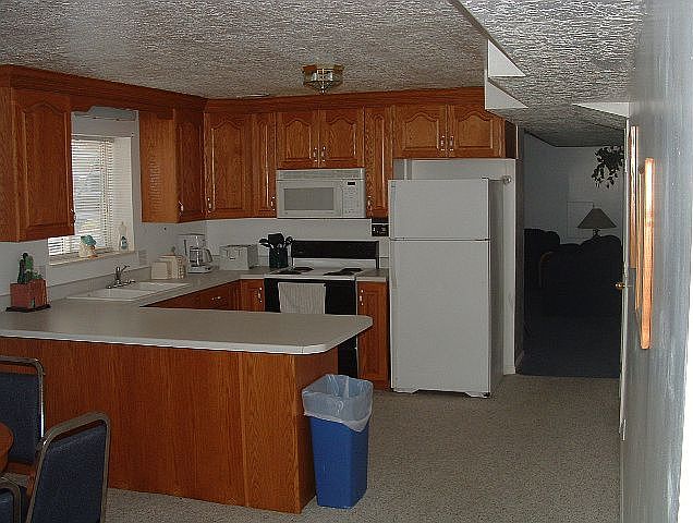 1st image of 2718 E Bengal Blvd