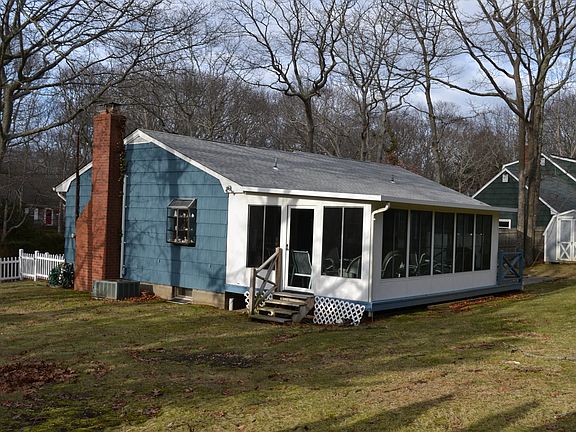 3rd image of 36 Widener Ln