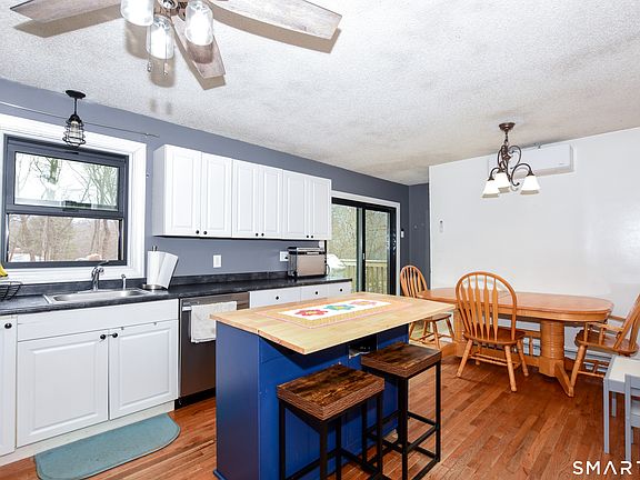 5th image of 3 Sullivan Road