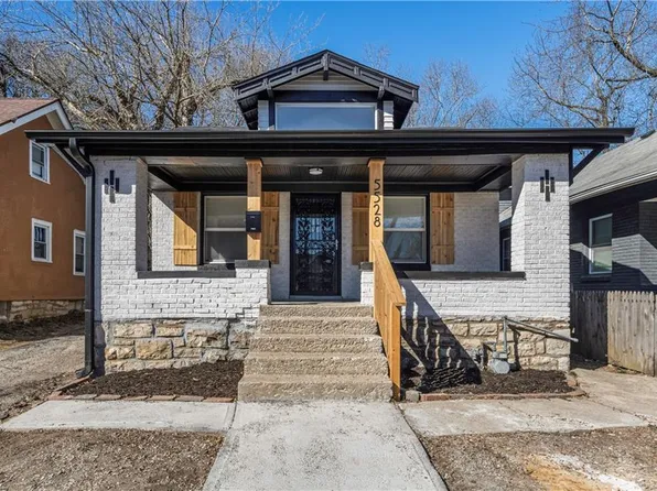 5528 Lydia Ave, Kansas City, MO 64110
