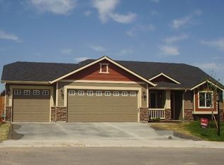 2450 S Blackspur Way, Meridian, ID 83642