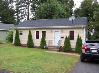 11 Trinity Ave, Worcester, MA 01605