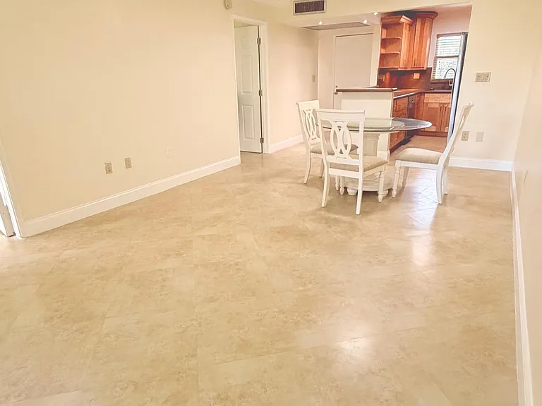 9440 Tangerine Pl #205 — Photo 11