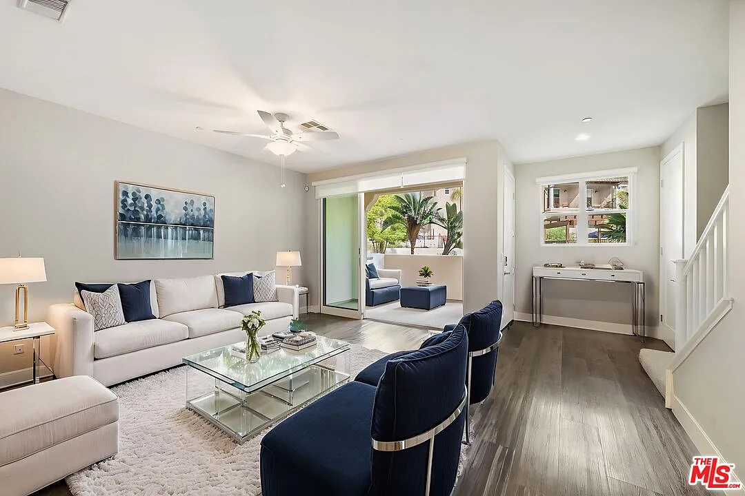 3 bed, 2.5 bath, 1678 sqft, $6,695 — Photo 1