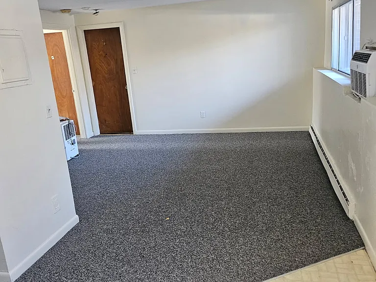 6 Colbert Ave #4 — Photo 3