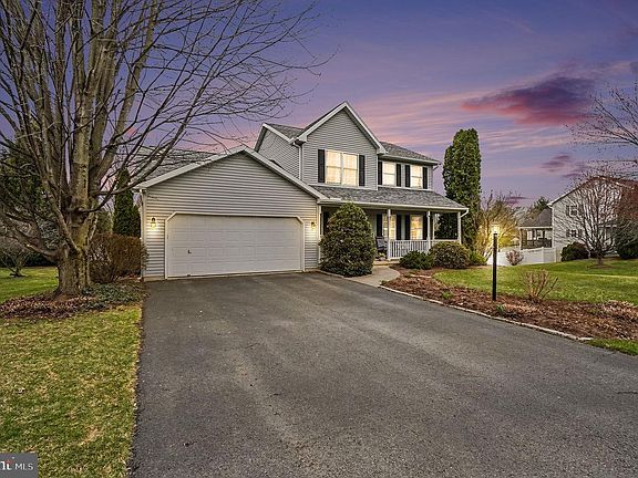5th image of 71 Greenfield Dr
