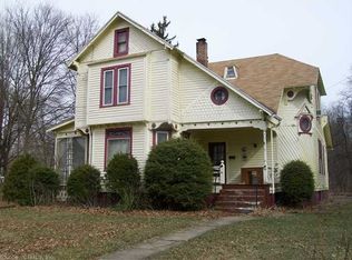 11 Broad St, Plainville, CT 06062