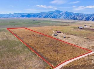 245 W Morning Glory Ct, Mountain Home, ID 83647