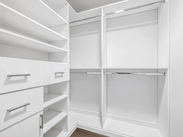 9 Avenue At Port Imperial image 28 of 50