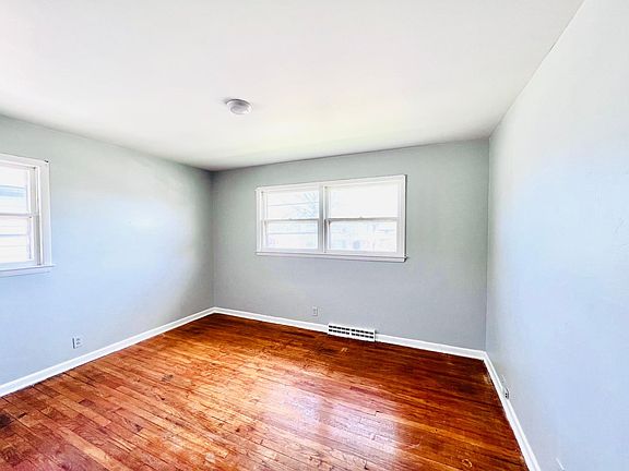 3rd image of 5851 N 61st St #5851