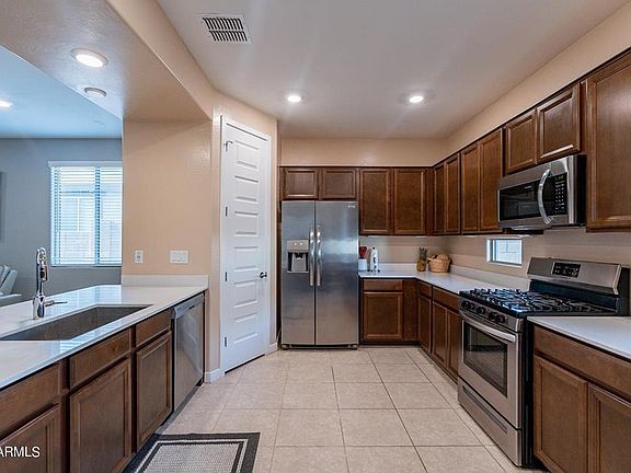 3rd image of 4023 S 96th Dr