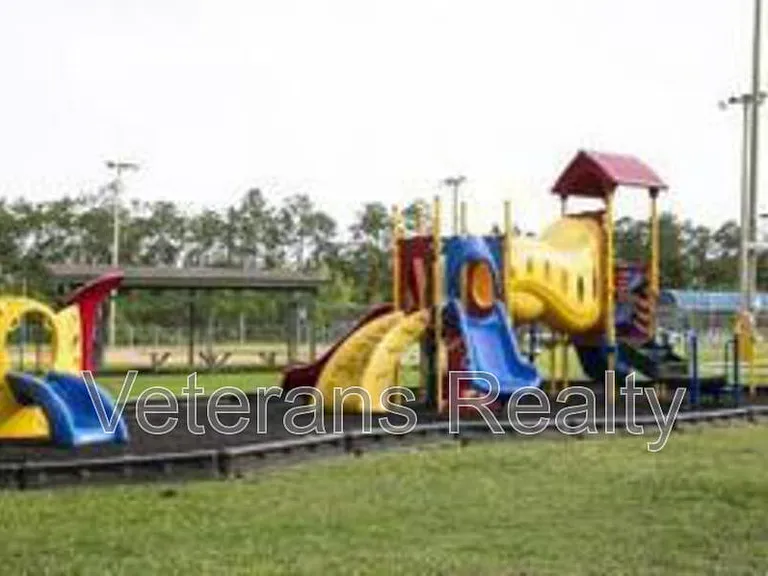 210 Lanai Vlg #C — Photo 16